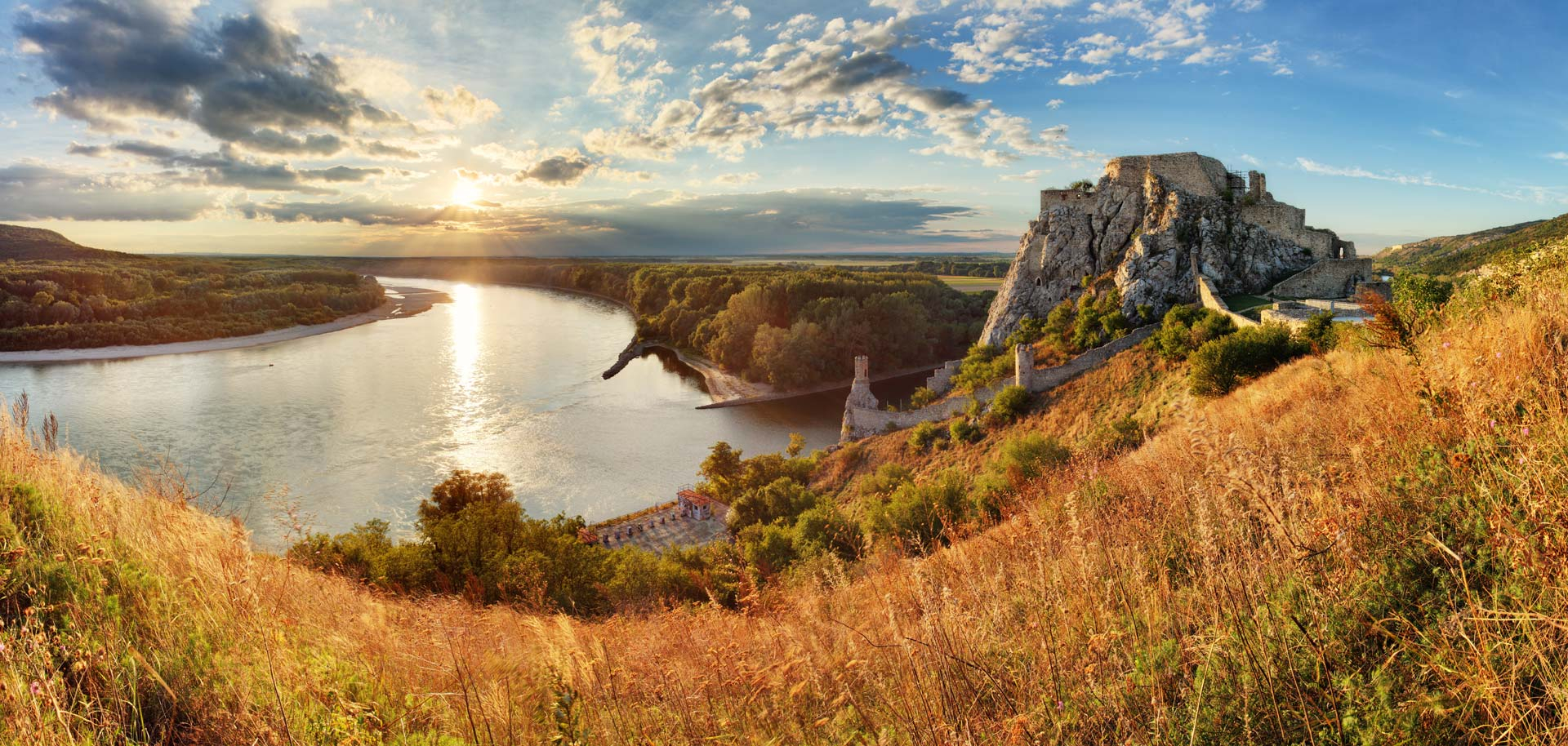 Danube rafting adventure TRIP IN SLOVAKIA