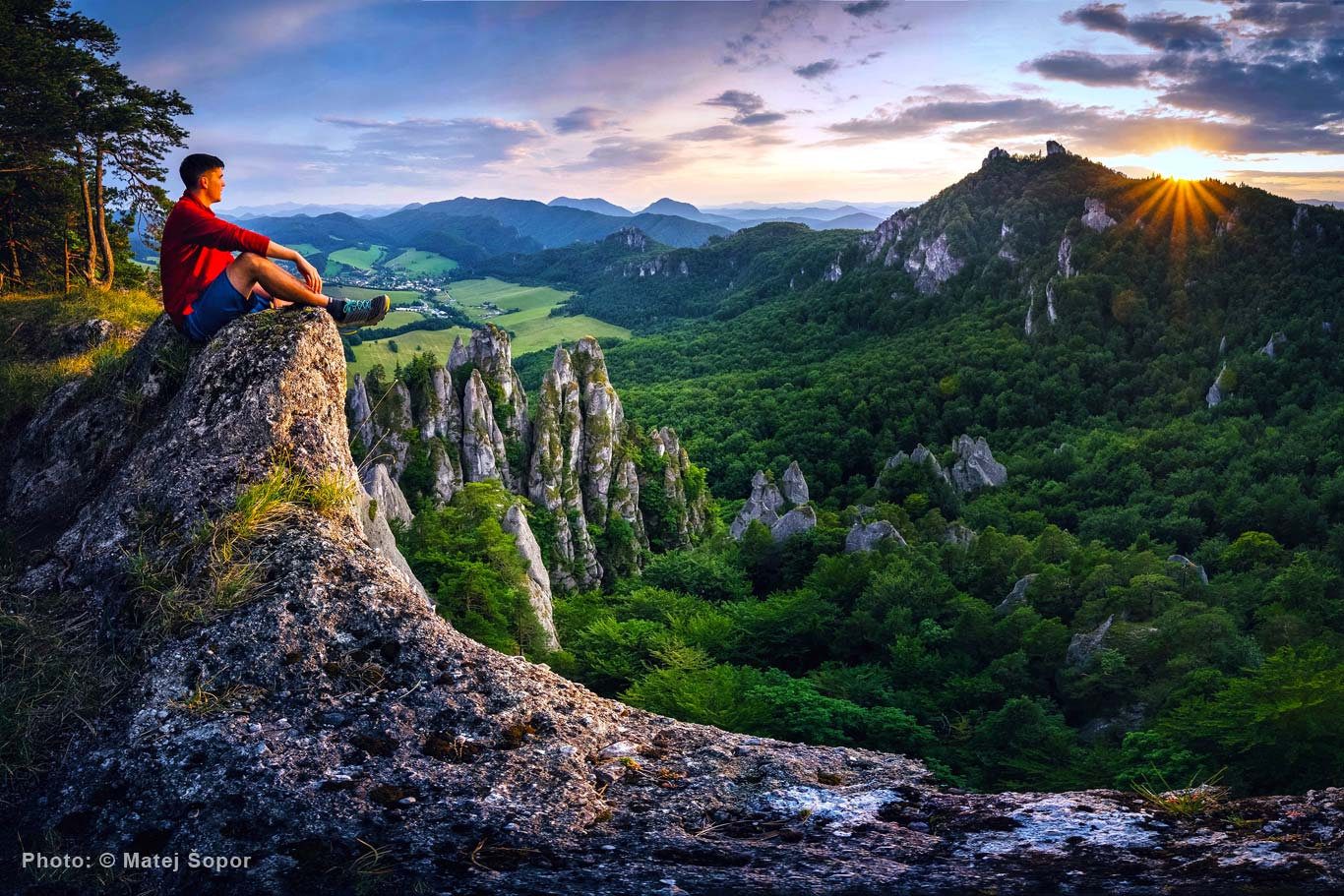 Súľov rocks hiking