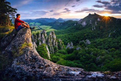 Hiking in a Nature reserve<BR><H4>1. Súľov rocks hiking <BR>2. Súľov rocks hiking + Čičmany<H4>