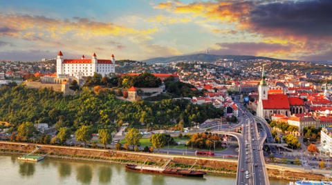 Treasures of Bratislava<BR><BR><H4>From the Celts to the Communists,<BR>& from 1989 revolution to 2020