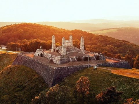 Milan Rastislav Štefánik - Burial mound in Small Carpathians