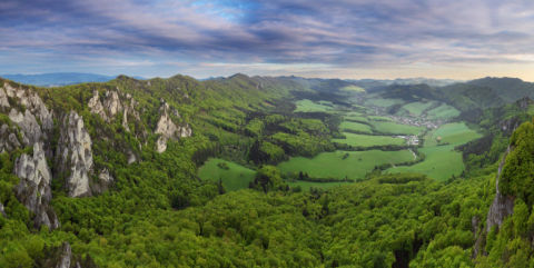 Sulov-Rocks_Hiking-in-Nature-Reserve_TRIP-IN-SLOVAKIA-7