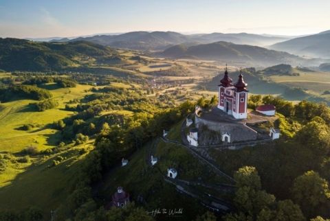 Banská Štiavnica UNESCO: Calvary hill (photo by: www.facebook.com/HiketheWorldSVK)